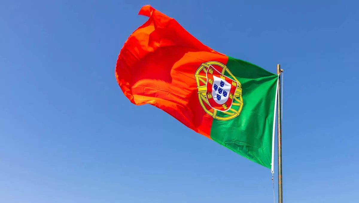 Bandera de Portugal (FOTO: Freepik)