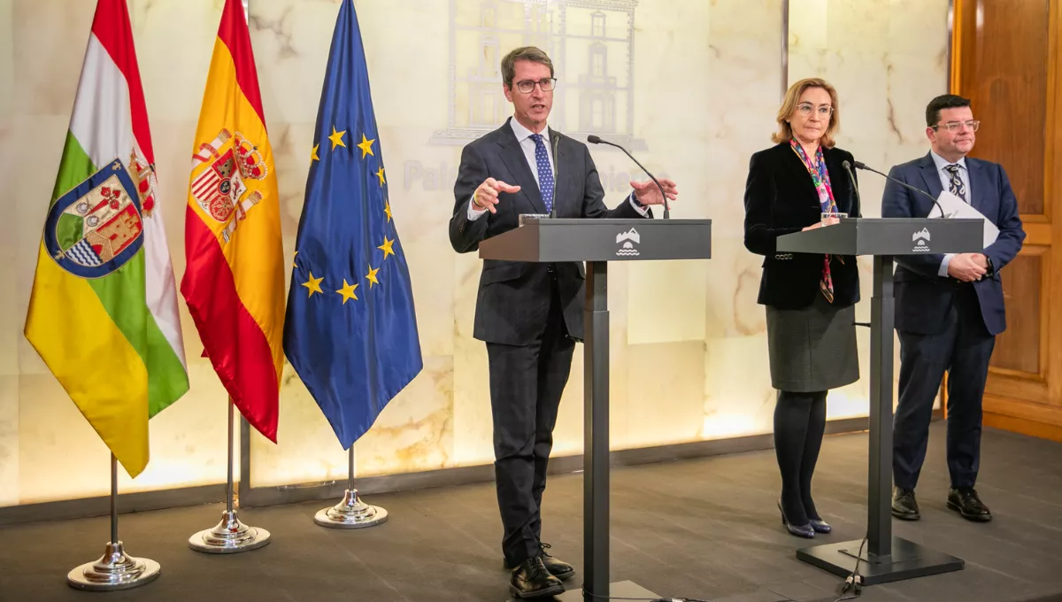 El presidente de La Rioja, Gonzalo Capellán, durante la rueda de prensa. (Gob. La Rioja)