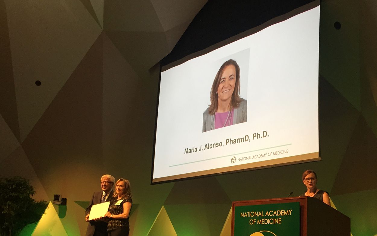 María José Alonso ingresó ayer como académica de la National Academy of Medicine (NAM) de Estados Unidos en una ceremonia celebrada en Washington D.C.