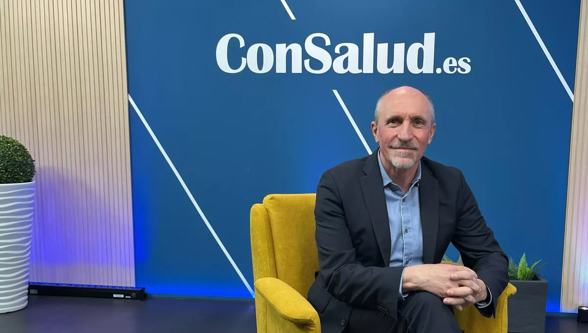 Philippe Paul, director Ejecutivo de Relyens en España, visita el plató de ConSalud TV