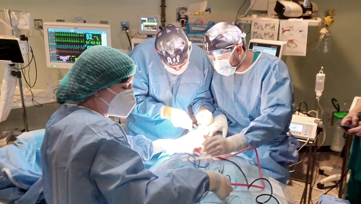 Operación del Servicio de Cirugía Oral y Maxilofacial del Hospital Universitario de Cabueñes (Fuente: Principado de Asturias)