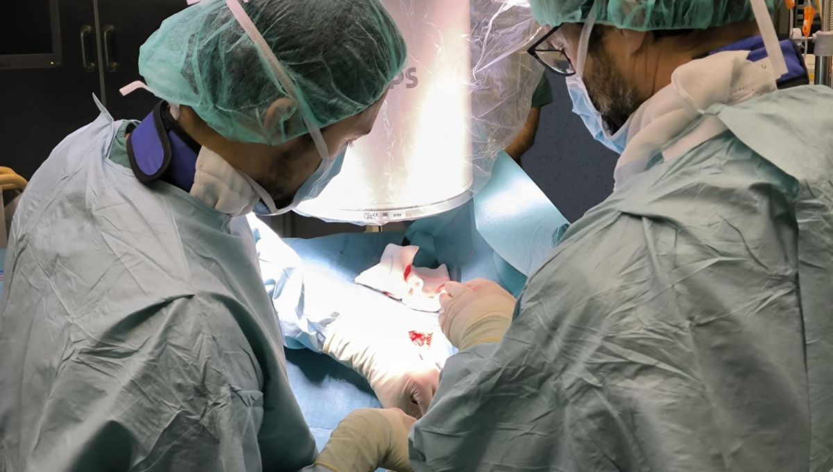 Momento de una intervención quirúrgica en un hospital público de Baleares (Foto. Gobierno de las Islas Baleares)