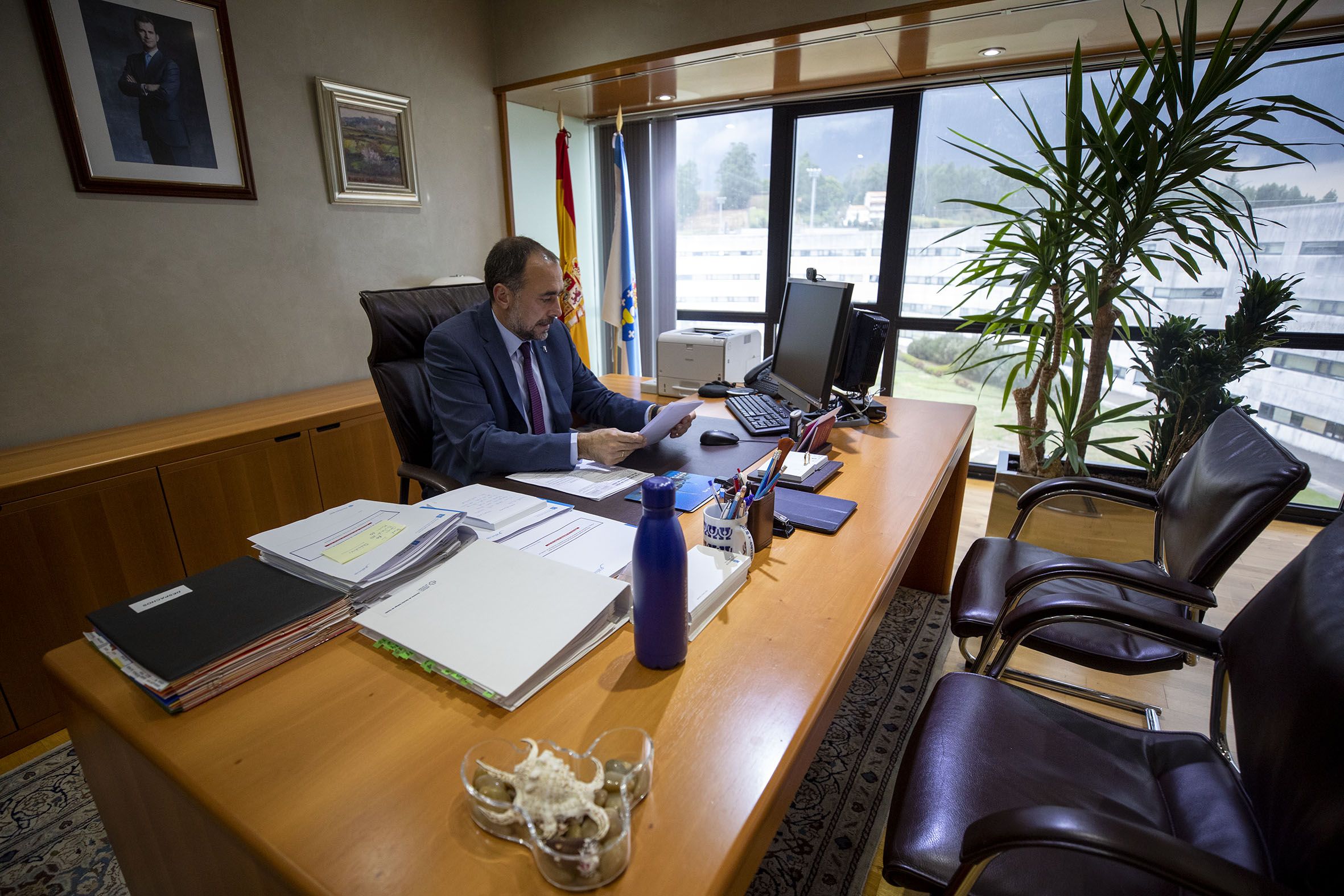 Julio García Comesaña en su despacho