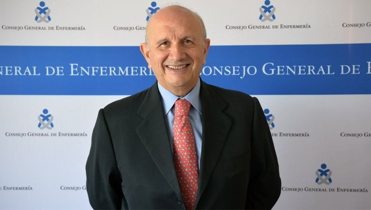 El expresidente del Consejo General de Enfermería, Máximo González Jurado. (CGE)