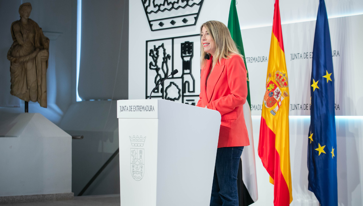 La presidenta de Extremadura, María Guardiola, amplia sus presupuestos. (Junta de Extremadura)
