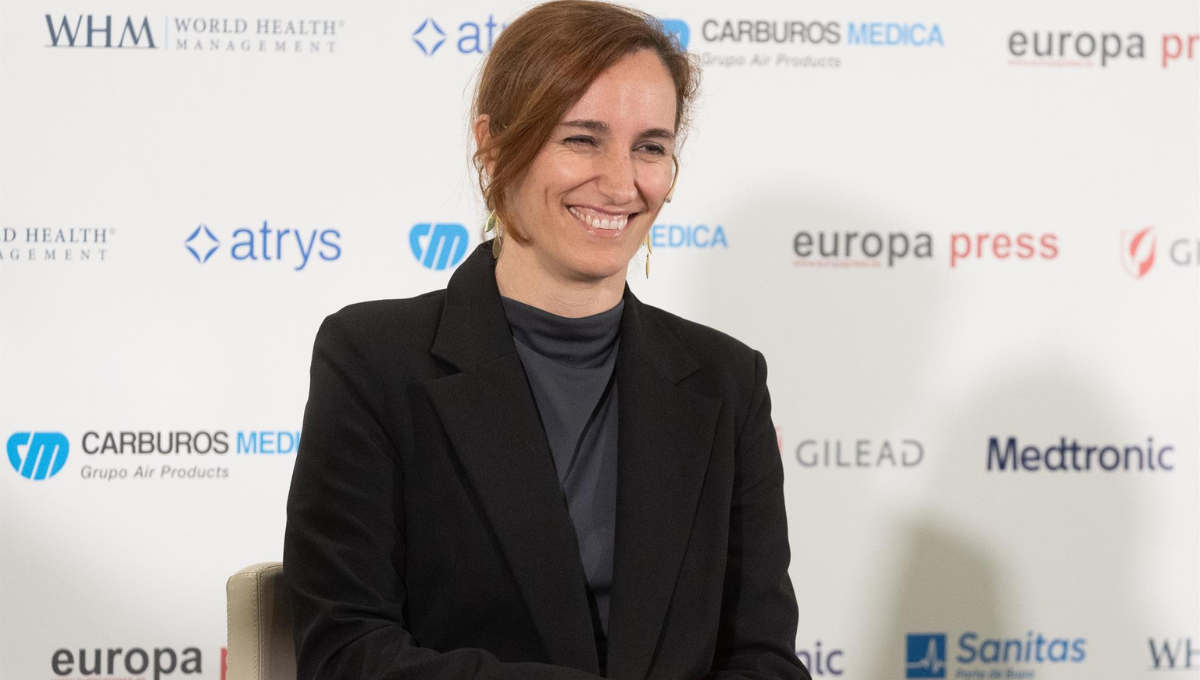 La ministra de Sanidad, Mónica García, durante un desayuno Socio-Sanitario de Europa Pres. (EP)