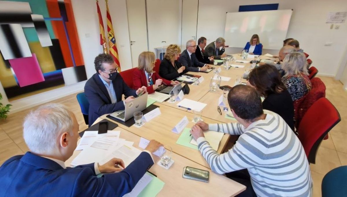 Reunión de Comisión Mixta Gobierno de Aragón Universidad de Zaragoza (Fuente: Gobierno de Aragón)