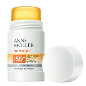 ANNE MÖLLER STICK SOLAR INVISIBLE SPF50+ (Foto. Anne Möller)