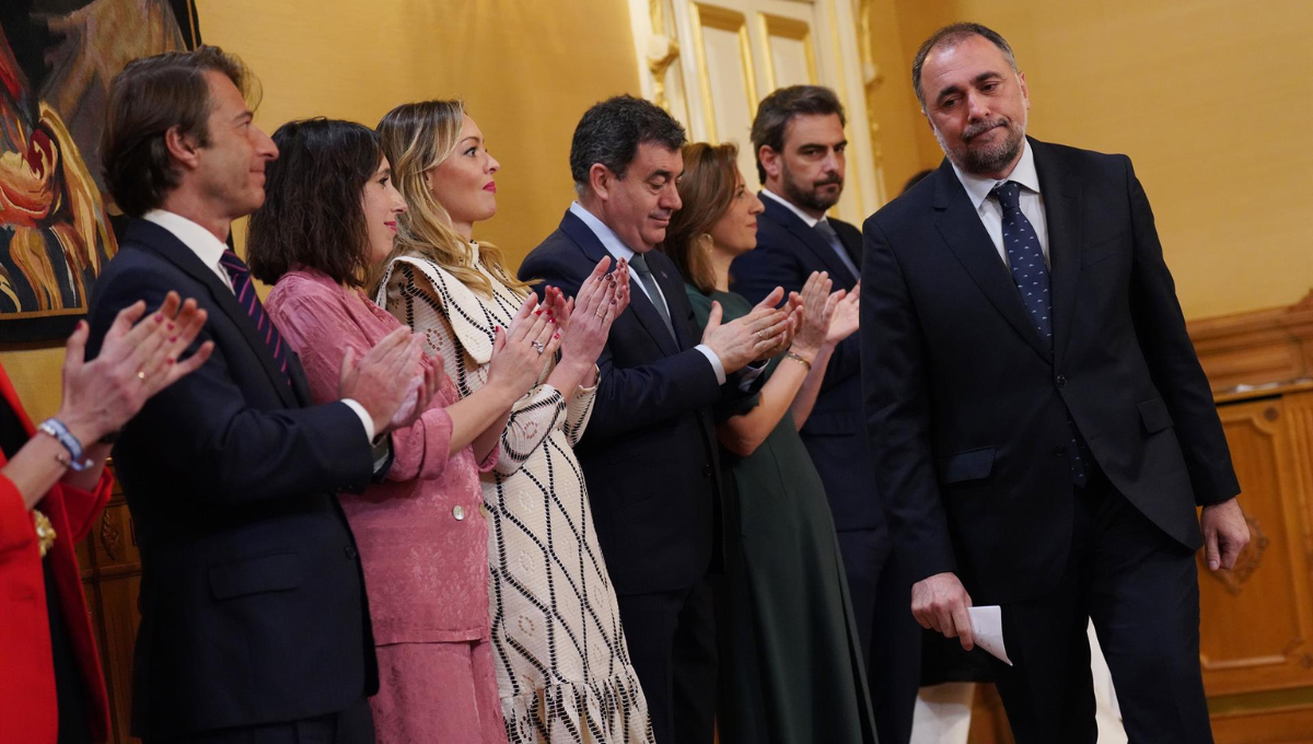 Julio García Comesaña se despide de la Consejería de Sanidad en la toma de posesión del nuevo Gobierno de la Xunta. (EP)