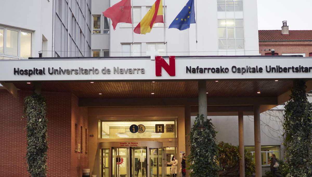 Entrada del Hospital Universitario de Navarra. (EP)