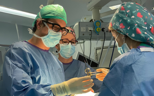 El equipo de Diego González Rivas realiza 34 cirugías en un solo fin de semana