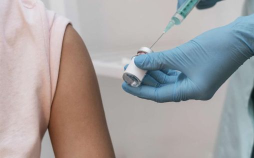 Sarampión, tosferina y difteria: la importancia de la inmunología y las vacunas para frenar repuntes