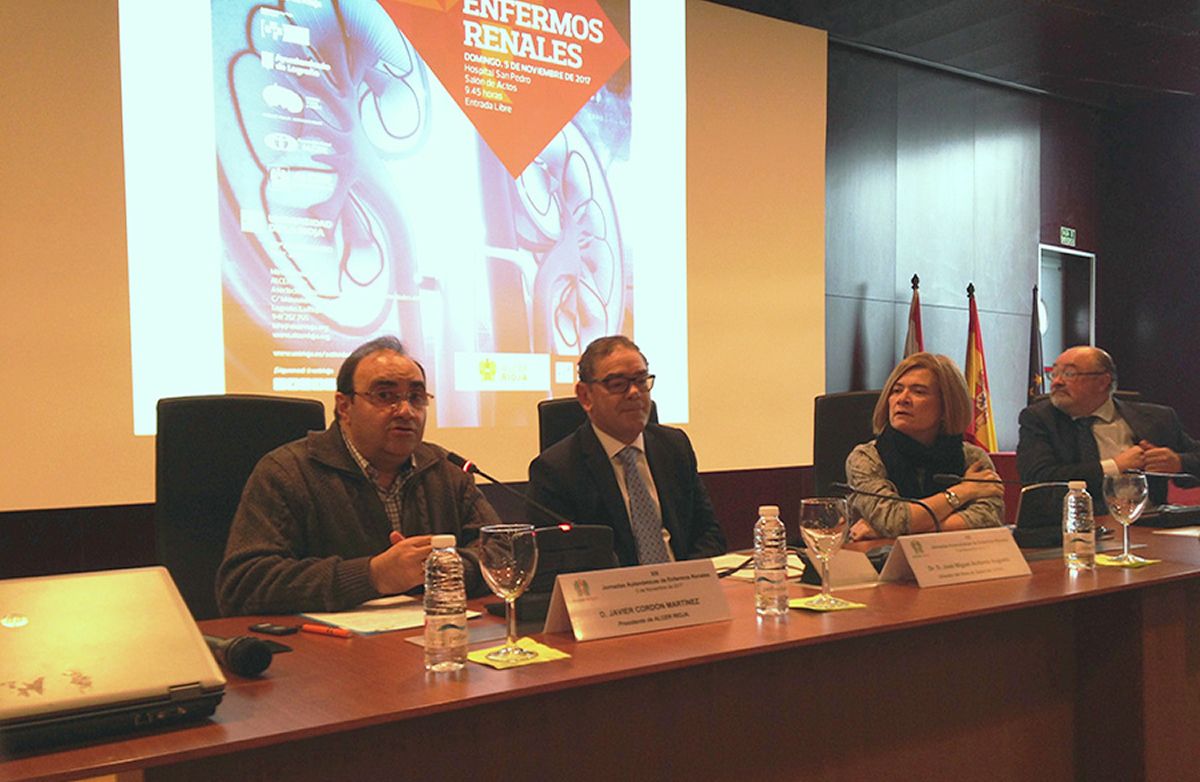 Rueda de prensa de los miembros de Salud de La Rioja y Alcer