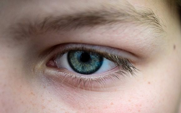 El examen ocular, posible herramienta para detectar enfermedades cerebrales