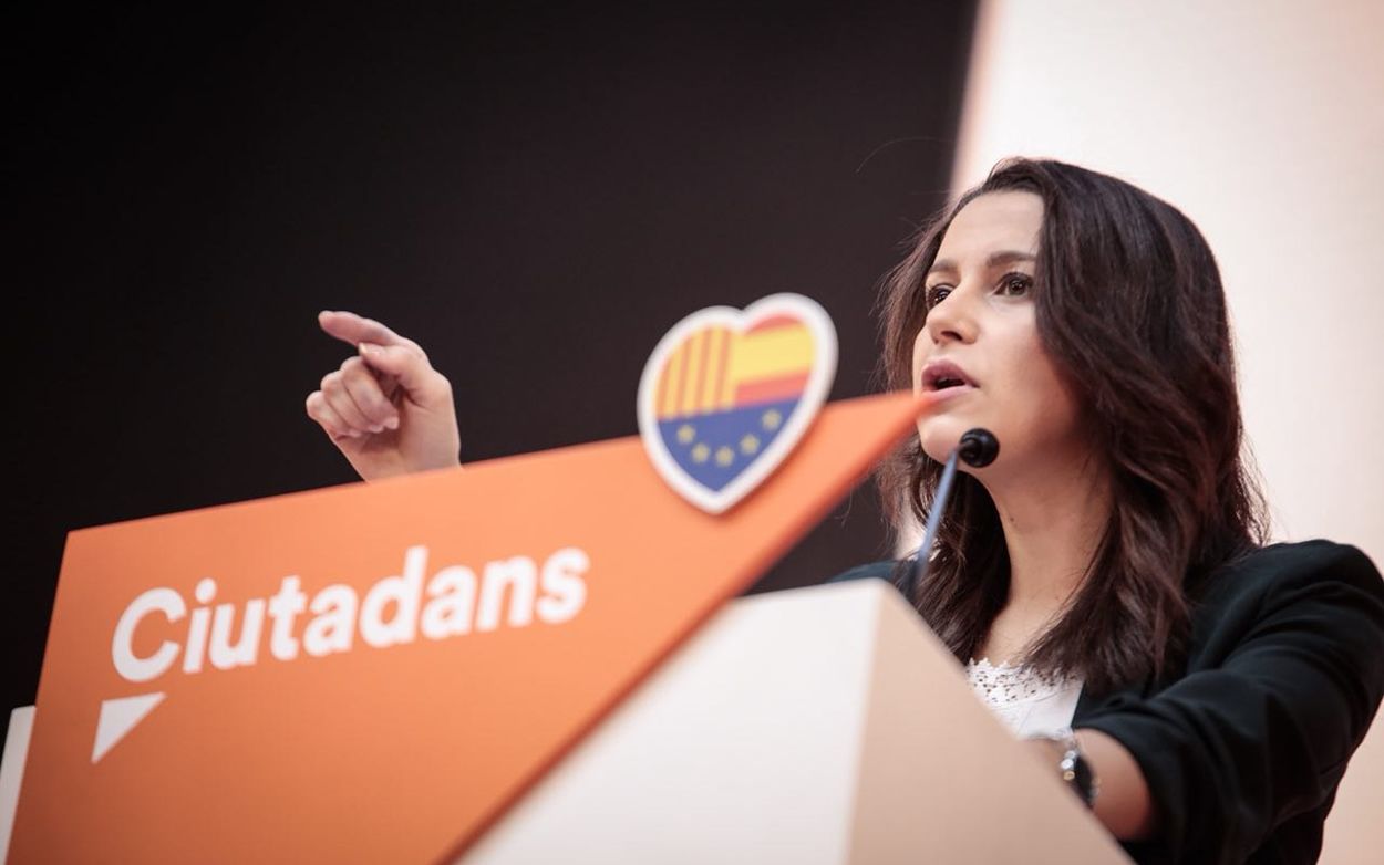 Inés Arrimadas, interviniendo en la presentación de su campaña para las elecciones del 21-D.