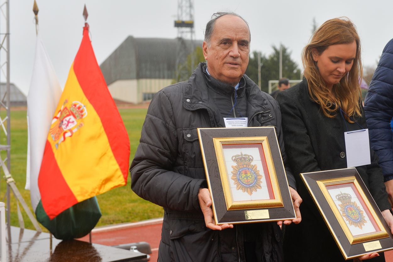 José Carlos Sánchez Marcos, consejero de Lavinia ASISA y delegado de la aseguradora en Ávila, recogió la placa de agradecimiento.