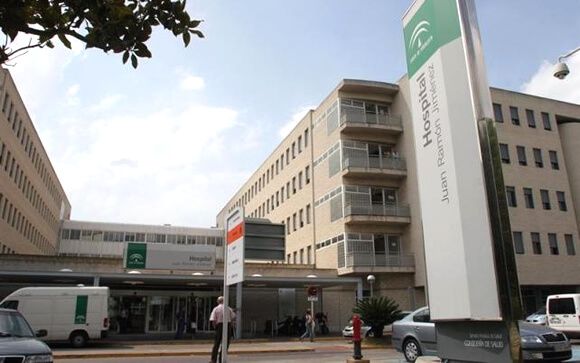 Las listas de espera tumban al director gerente del Complejo Hospitalario de Huelva