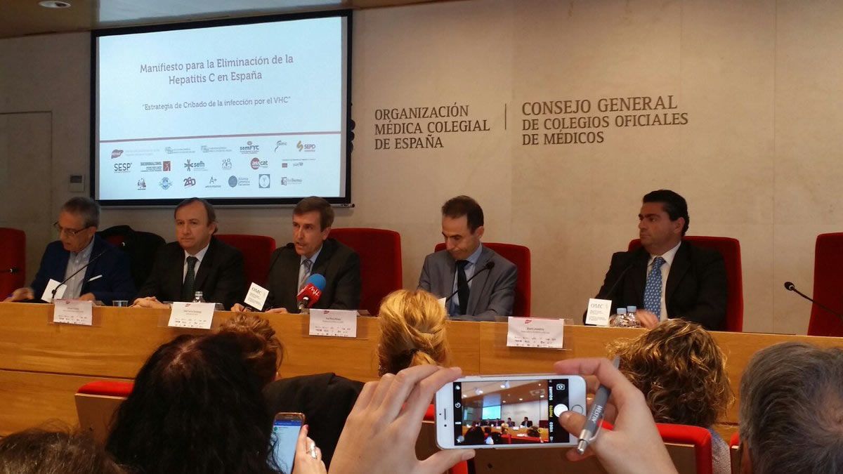 De izq. a dcha.: Adolfo García, Conrado Fernández, Javier García Samaniego, José María Molero y Álvaro Lavandeira