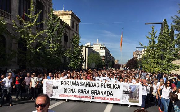 Un instante de la manifestación celebrada este domingo en Granada.