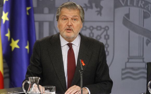Íñigo Méndez de Vigo, portavoz del Gobierno, durante la rueda de prensa posterior al Consejo de Ministros.