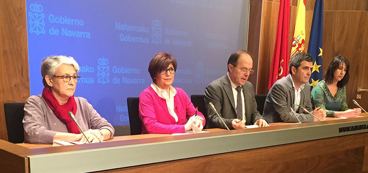 El director general de Salud, Luis Gabilondo, explicó el nuevo Programa de Detección Precoz de Cáncer de Cérvix
