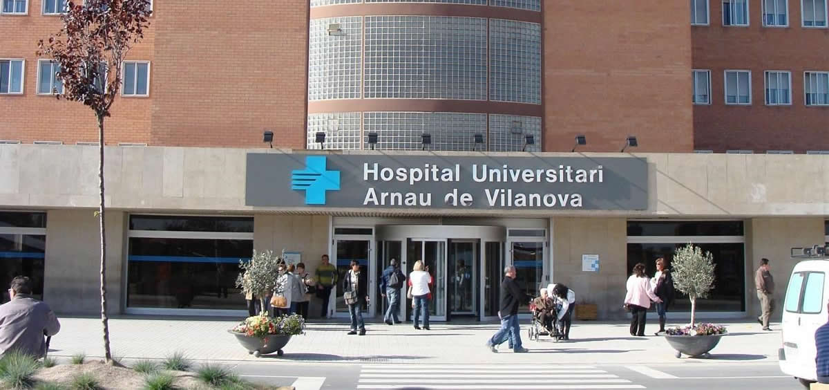 Fachada del Hospital Universitario Arnau de Vilanova