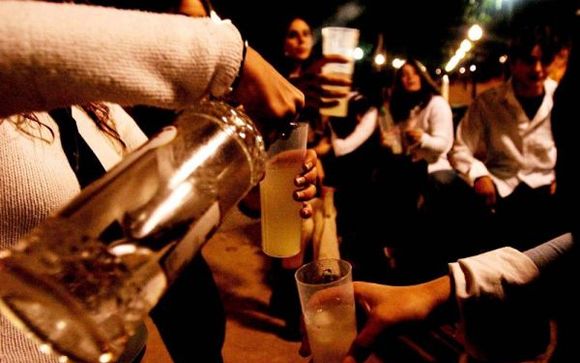 Sanidad emplaza a la Comisión Mixta el debate sobre la ley de consumo de alcohol en menores