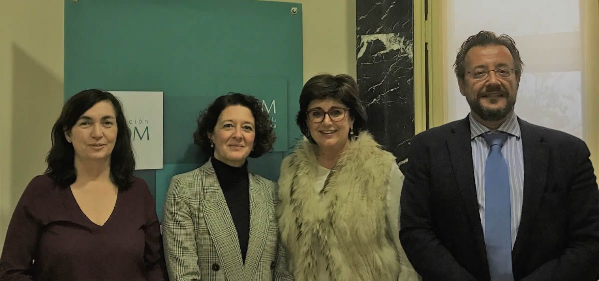 Los doctores Cristina Grávalos, Ruth Vera, Ana Fernández-Teijeiro y Álvaro Rodriguez-Lescure