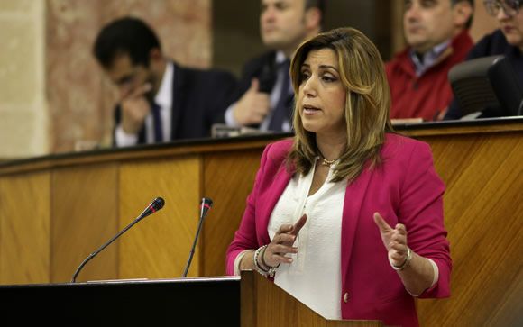 La presidenta de la Junta de Andalucía, Susana Díaz, durante su discurso en el Parlamento andaluz. 