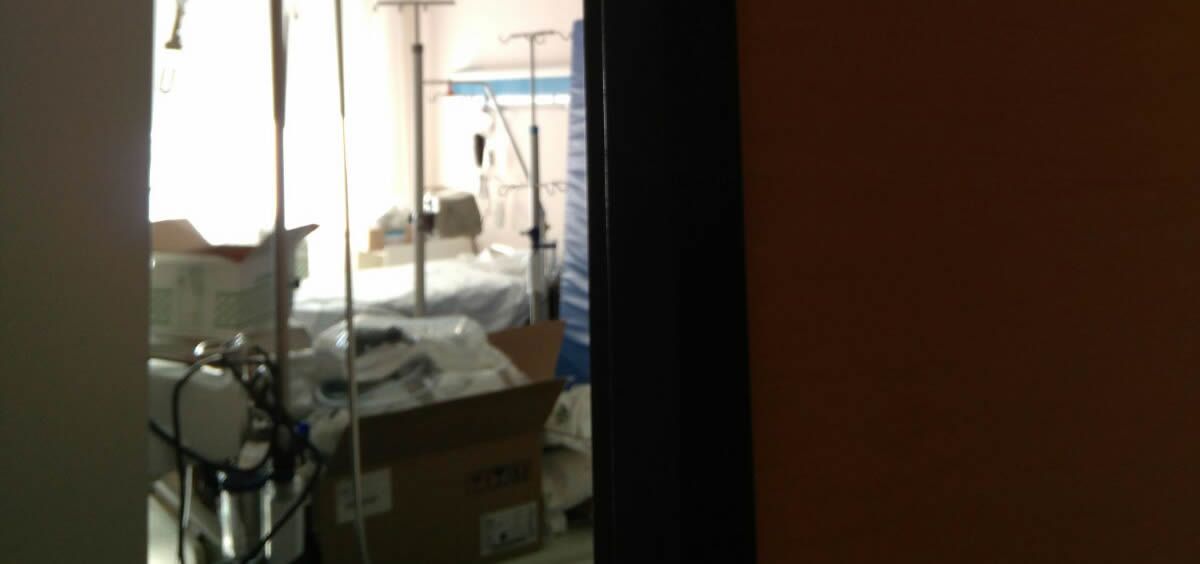Una de las habitaciones cerradas por la dirección del Hospital Infanta Elena de Huelva