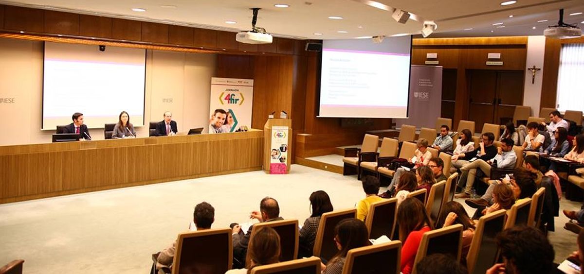 La jornada ha contado con la ponencia ‘El hospital del futuro’ impartida por Jaume Ribera Segura.