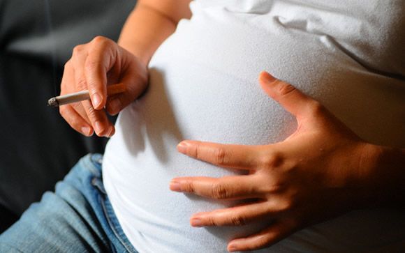 Fumar durante el embarazo modifica químicamente el ADN del feto