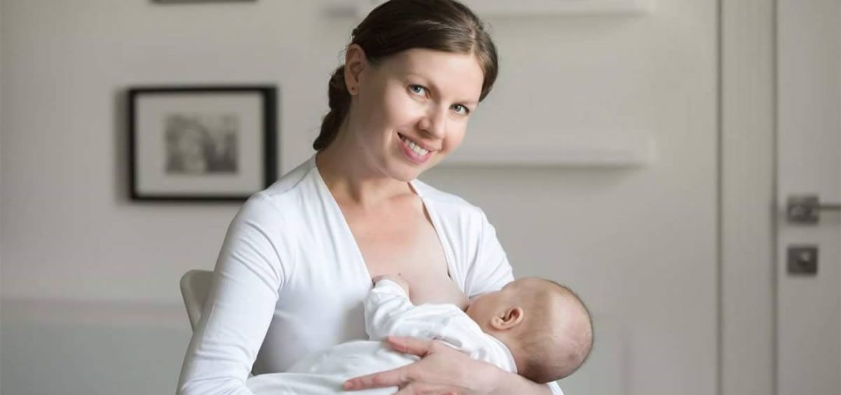 La leche materna protege a los recién nacidos frente a enfermedades pulmonares, favoreciendo el correcto desarrollo del aparato respiratorio