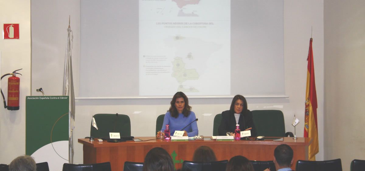 Inés Entrecanales, vicepresidenta de la AECC y Ana Fernández Marcos, directora de Relaciones Institucionales de la AECC