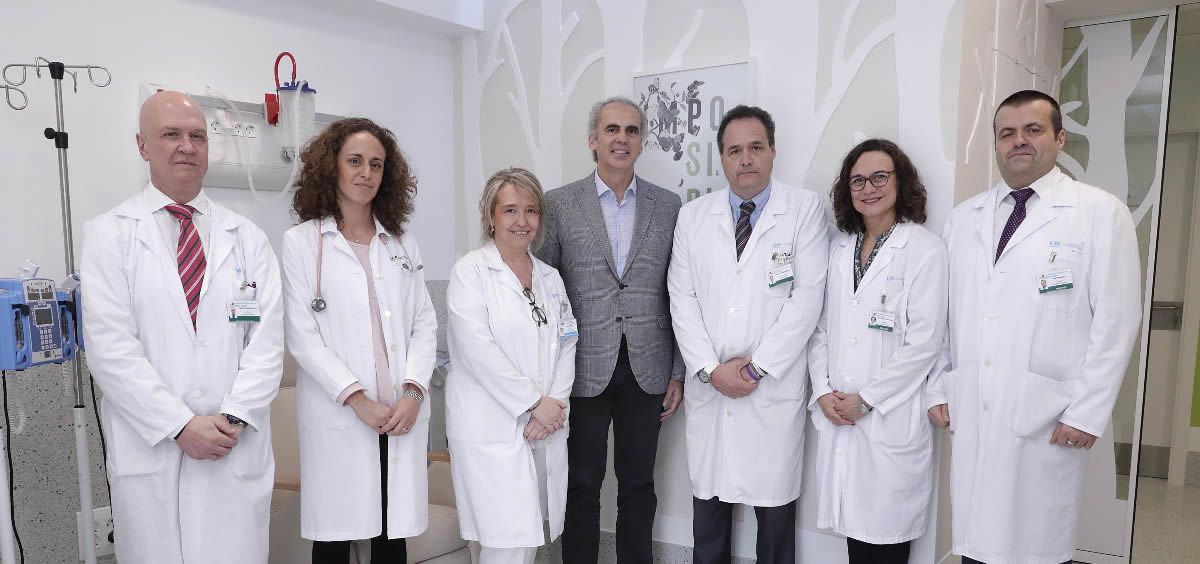La Unidad de Oncología del Adolescente forma parte del conjunto de cuatro unidades especializadas en oncología de adolescentes que está poniendo en marcha la Comunidad de Madrid en los hospitales de la red pública