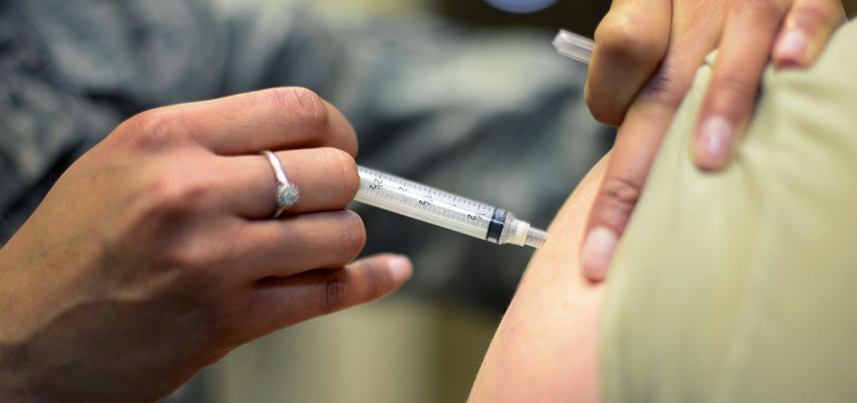 En la última semana se han notificado 26 nuevas defunciones en casos graves hospitalizados confirmados de gripe.
