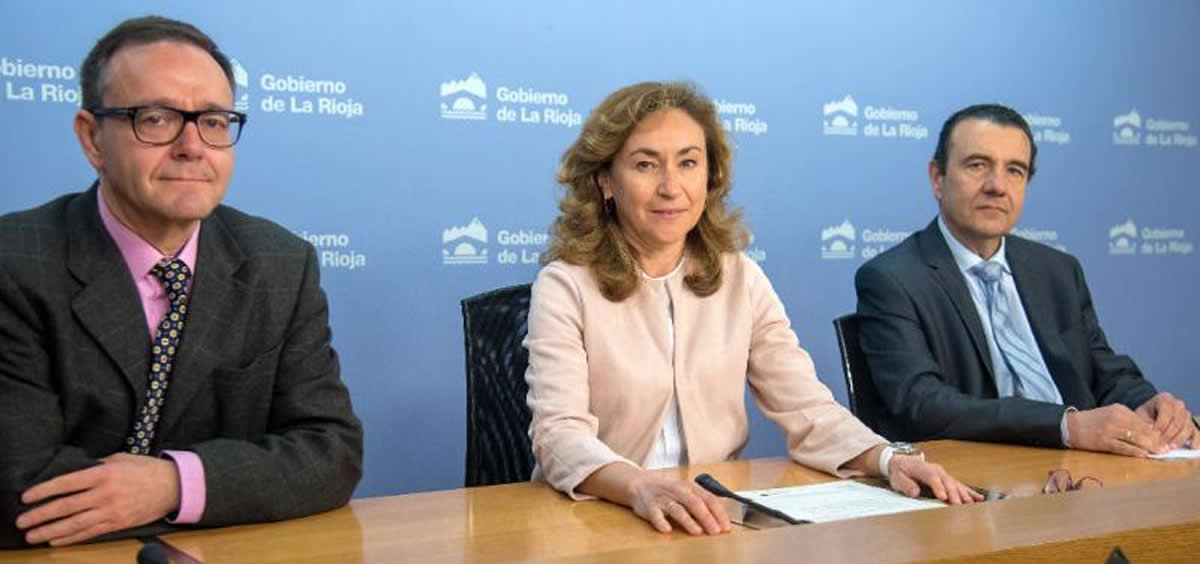 De izq. dcha.: Alfredo Martínez, María Martín y Javier Aparicio, durante la presentación de la investigación del Cibir