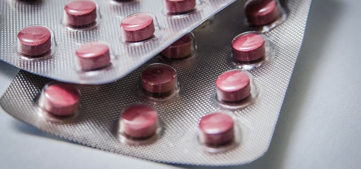 La OCU advierte el consumo de medicamentos que tienen receta sin tenerla