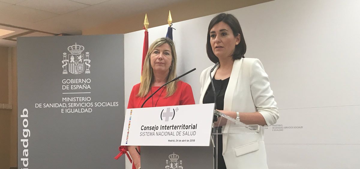 Patricia Gómez, consejera de Baleares, junto a Carmen Montón, titular de Sanidad valenciana