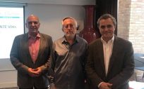 Los doctores Jaume Marrugat, Francesc Homar y Vicente Estrada, ponentes de la jornada sobre VIH celebrada en Palma