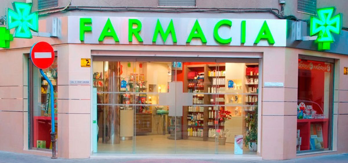 La farmacia atiende también a los pacientes en situaciones de urgencia sanitaria