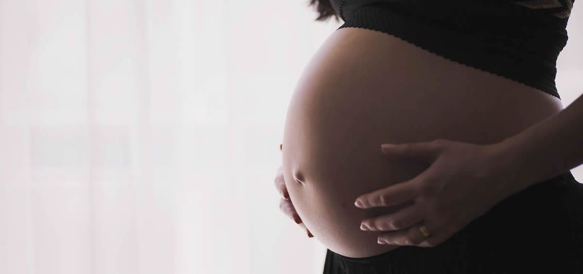 CCOO ha denunciado públicamente que a las mujeres en sanidad se les sometía a "violencia institucional, más si cabe cuando están embarazadas"
