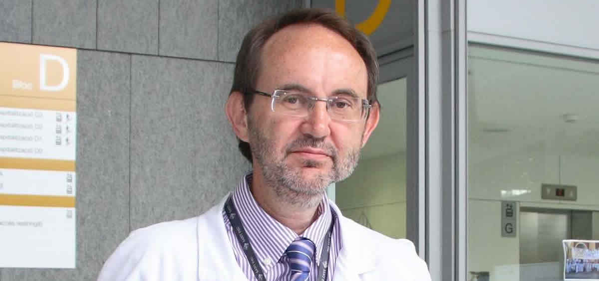 El doctor Jorge Sierra, presidente de la Sociedad Española de Hematología y Hemoterapia (SEHH), ha felicitado a Carmen Montón por su nombramiento