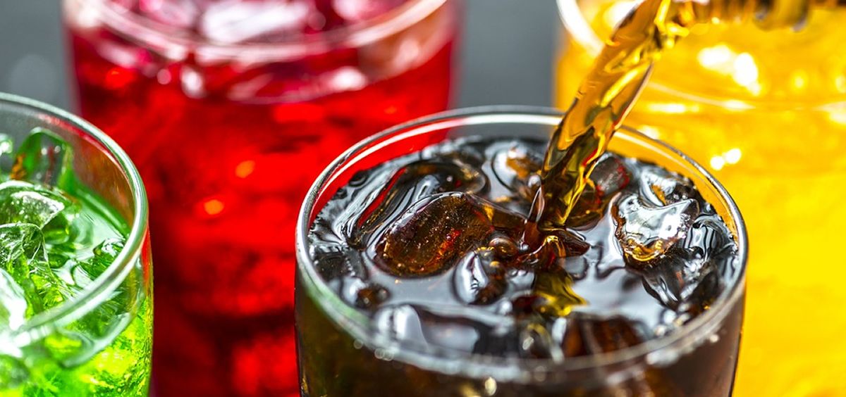 Las bebidas edulcoradas reducen el riesgo de cáncer de colón, según un estudio.