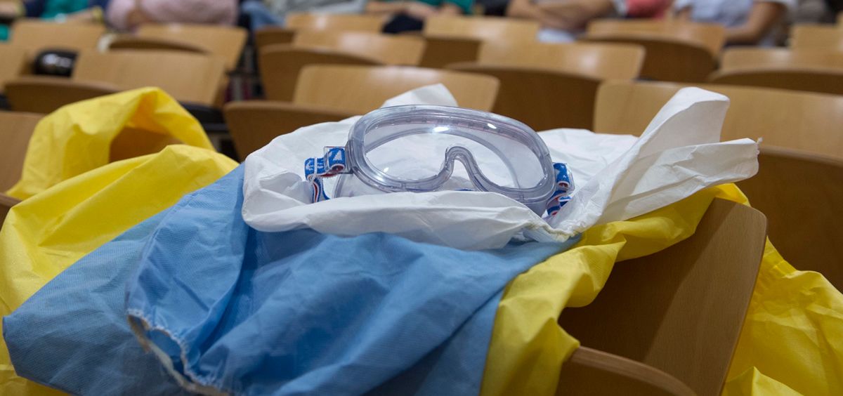 La UE trata de combatir el brote de Ébola surgido en el Congo a través de material médico y logístico.
