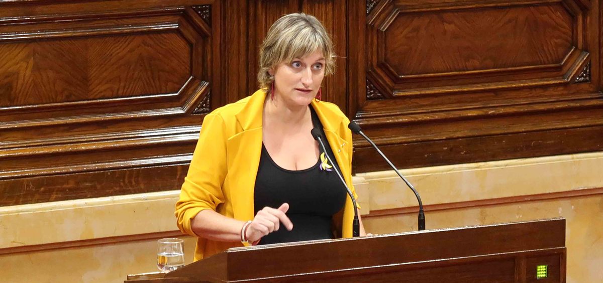 La consejera de Salud de Cataluña, Alba Vergés, durante una intervención en el Parlamento de Cataluña.