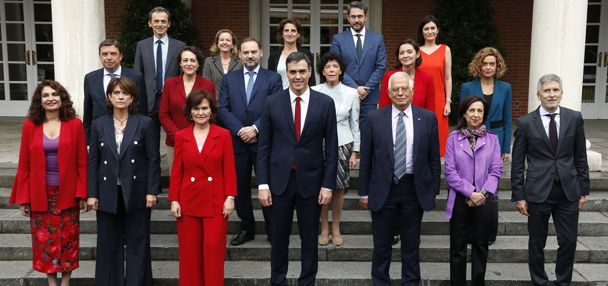 Foto de familia de la primera composición del equipo de Gobierno de Pedro Sánchez