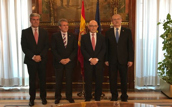 De izq. a dcha.: José Enrique Fernández de Moya, Emilio García de la Torre, Cristóbal Montoro y Serafín Romero.