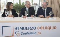 Concha Caudevilla, directora general de Otsuka en España; Enrique Ruiz Escudero, consejero de Sanidad de Madrid, y Juan Blanco, CEO del Grupo Mediforum