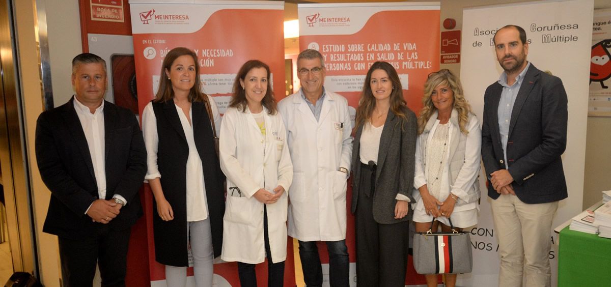 El Complejo Hospitalario de A Coruña acoge la exposición 'ME Interesa' sobre la esclerosis múltiple